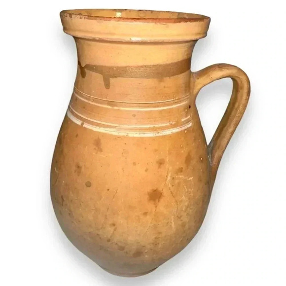 Vintage terracotta Clay Jugs with Handles - Rustic Handmade Pottery Set of 2 - Picture 4 of 11